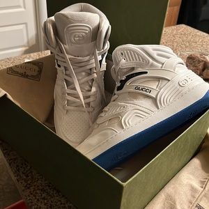 Men Gucci basket sneaker size 11 US.